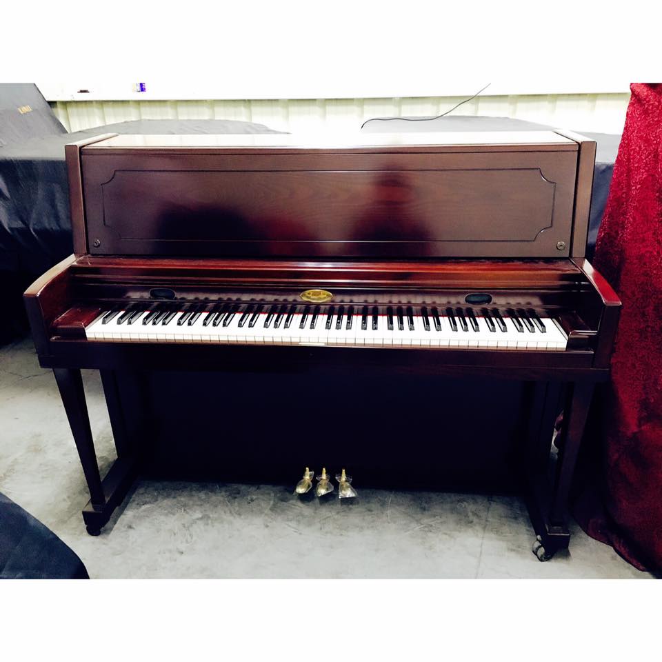 Wurlitzer 華麗滋 美製原木色歐式鋼琴